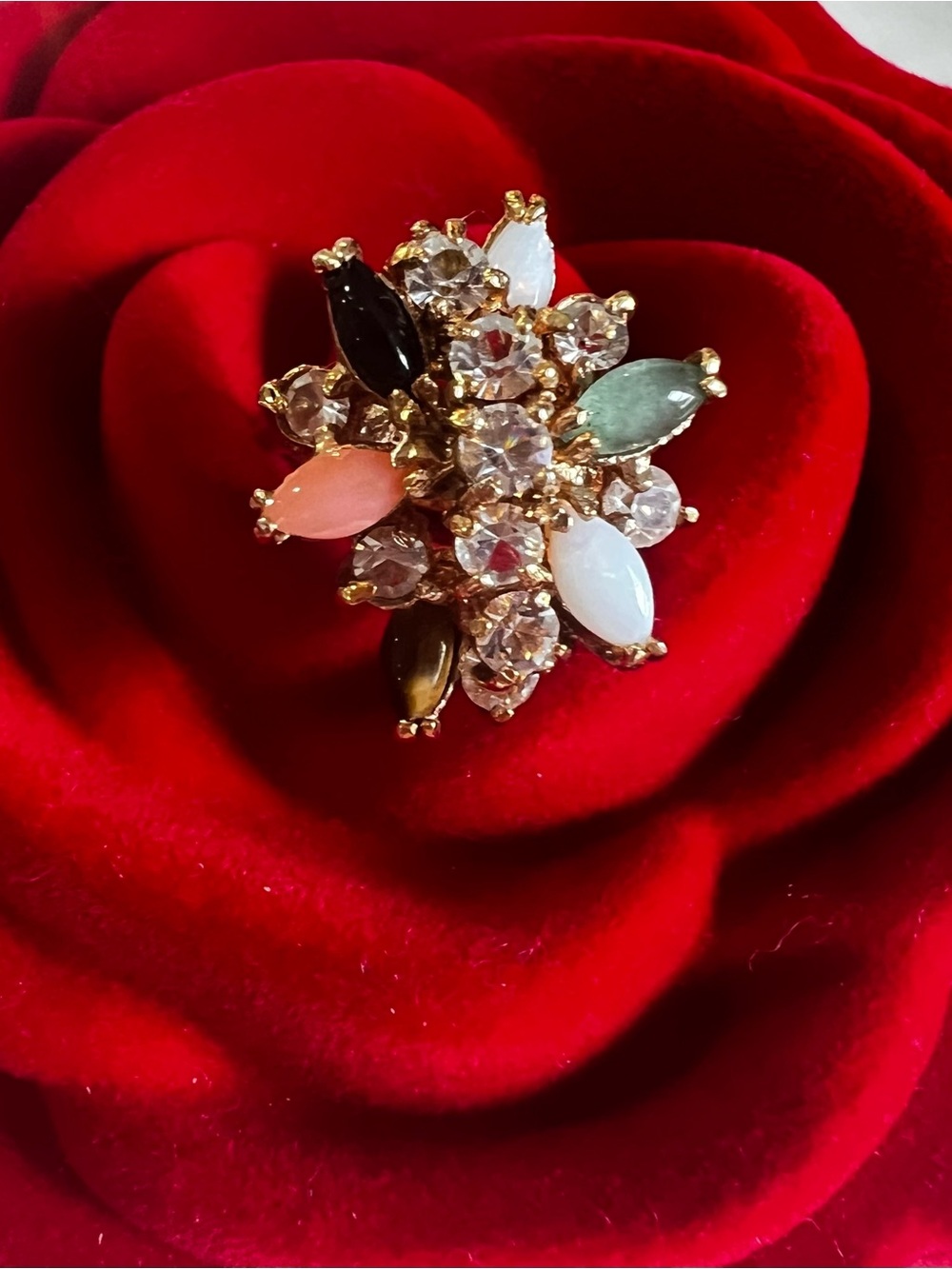 Vintage Multicolor Art Glass Cluster Cocktail Ring Gold Tone Size 5